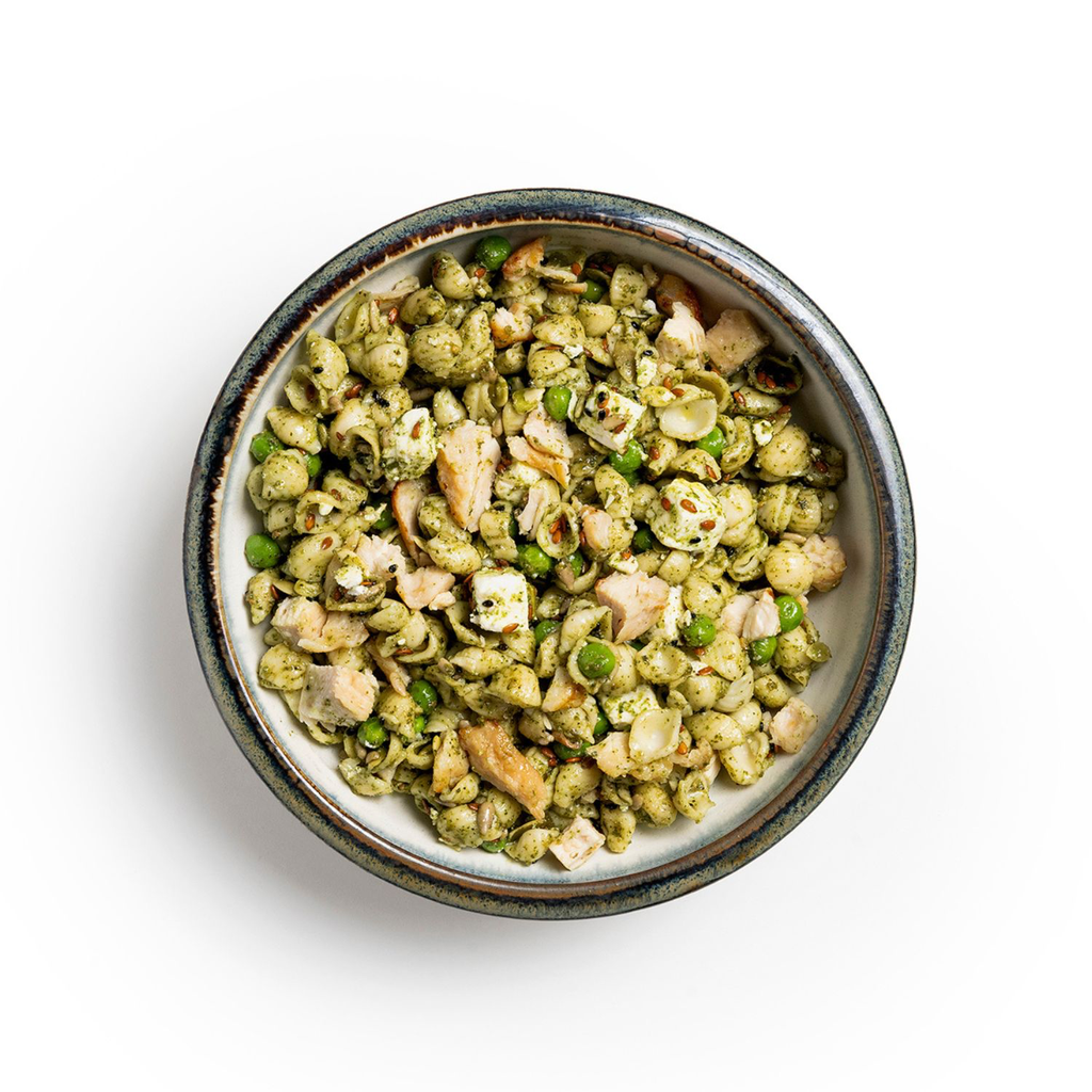 1kg Pasta salade met kip en pesto 